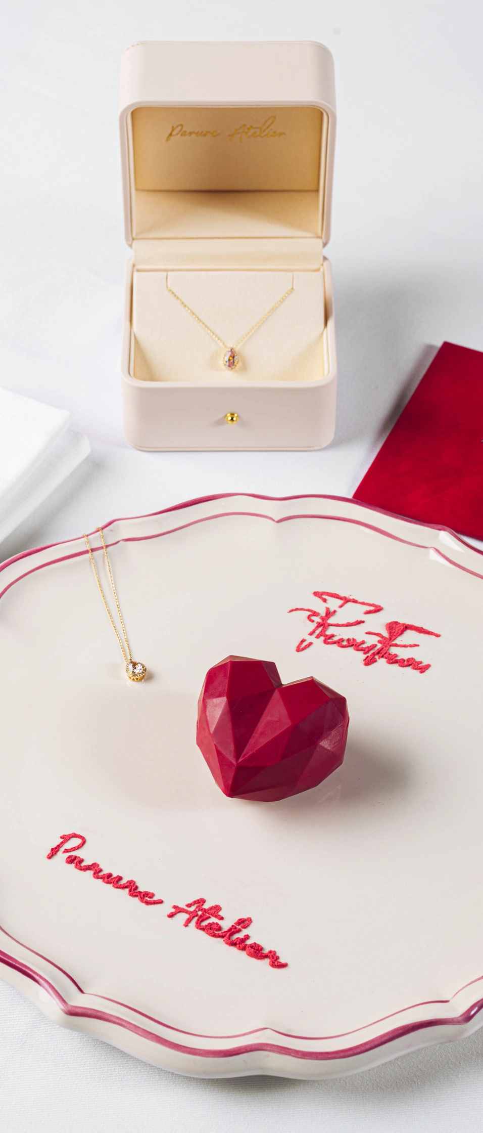 Parure Atelier x Frou Frou